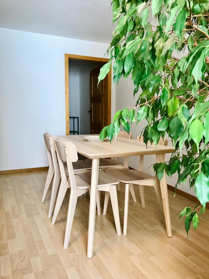 Centrally Located Apartment In Poschiavo Exterior foto
